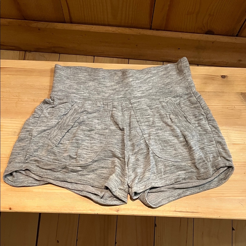 Athleta Heather Gray Women's Athletic Shorts
